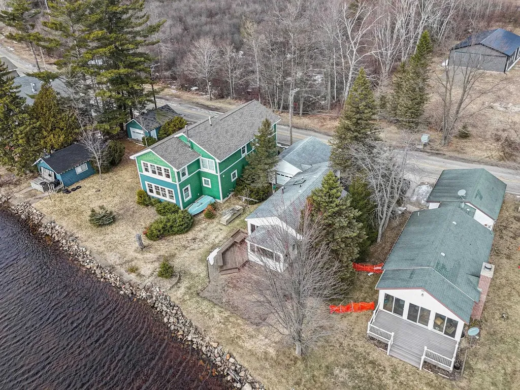 235 E Lake Mitchell Drive Cherry Grove Township MI 49601