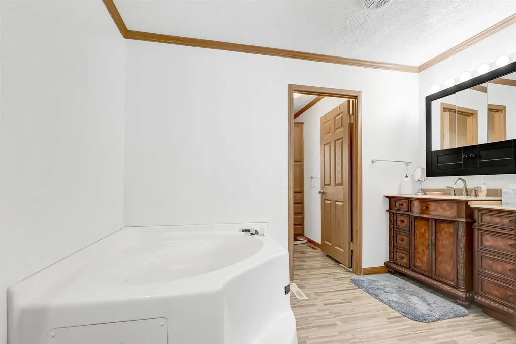 2518 E 32 Road Selma Township MI 49601