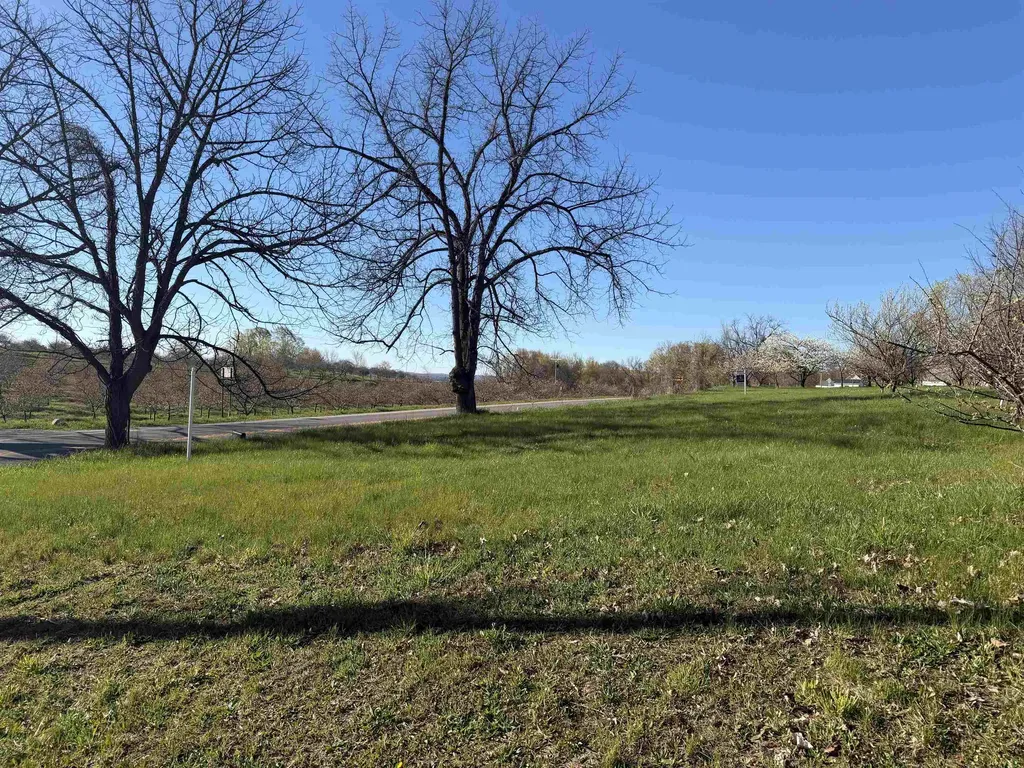 0 Center Road Peninsula Township MI 49686