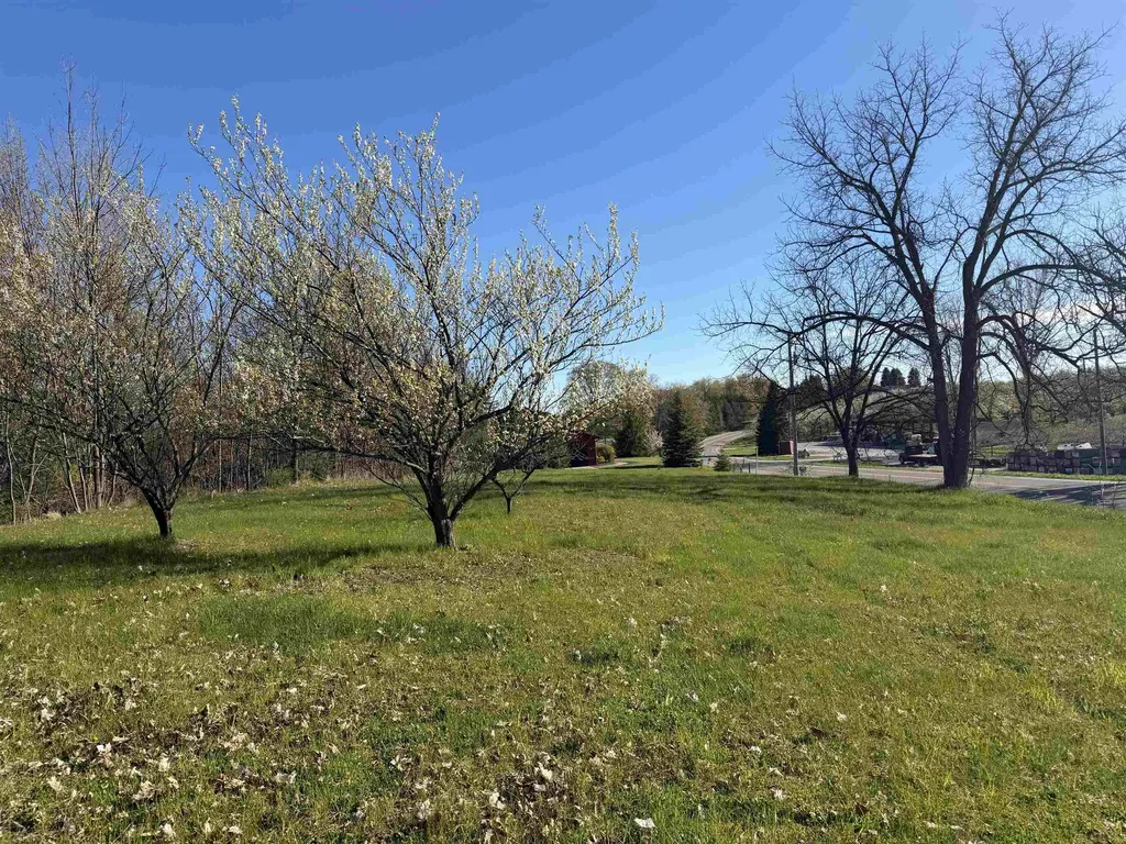 0 Center Road Peninsula Township MI 49686