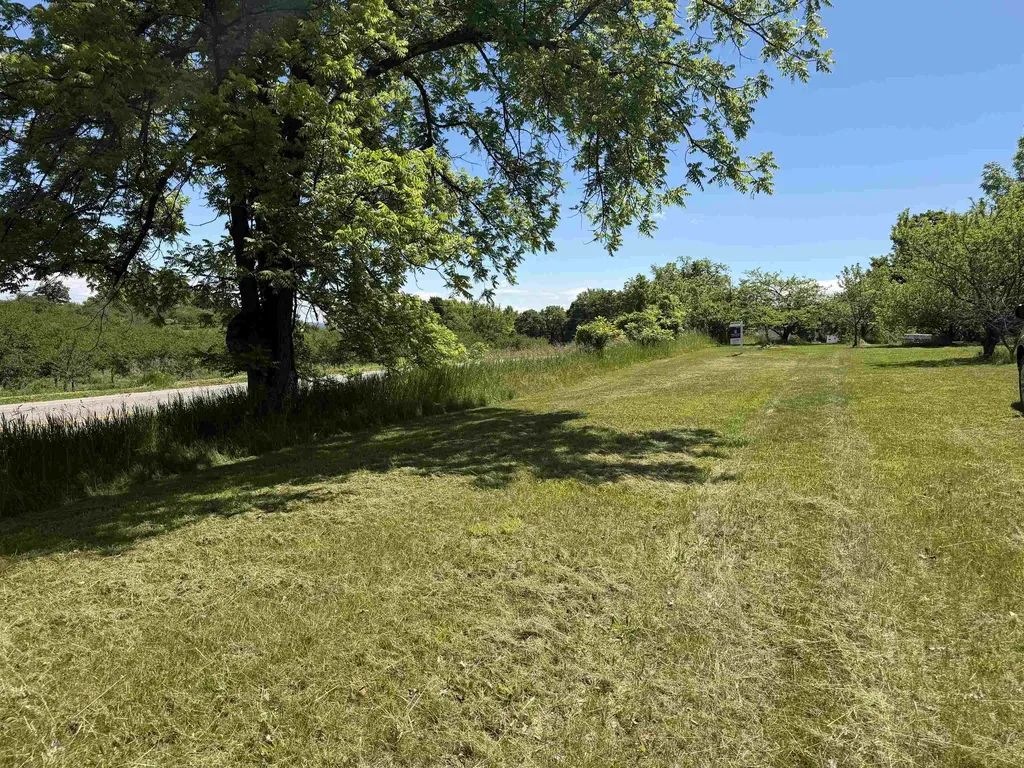 0 Center Road Peninsula Township MI 49686