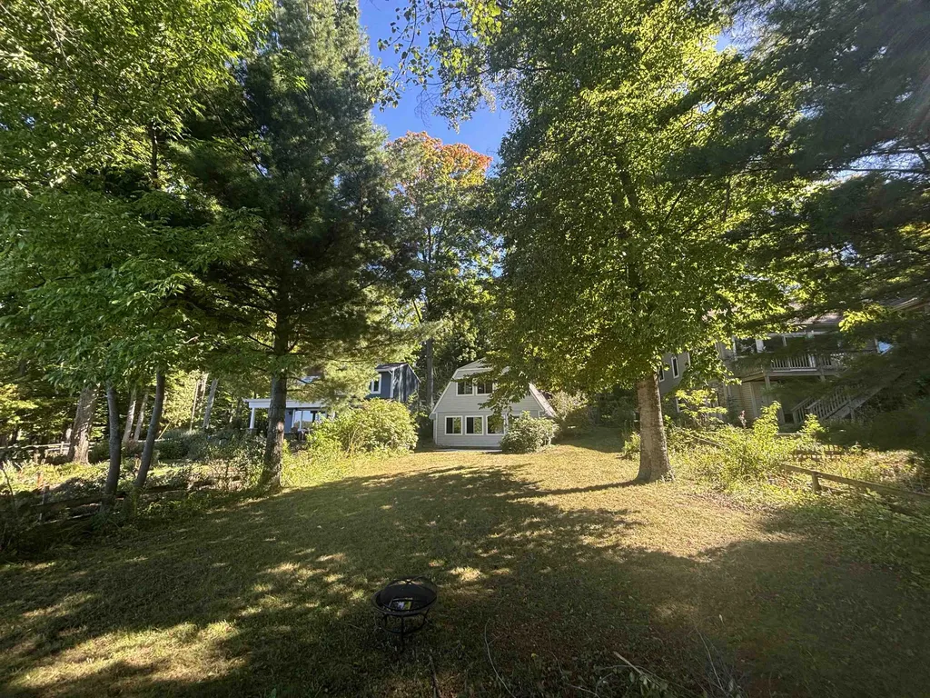 4032 Water View Drive Green Lake Township MI 49637