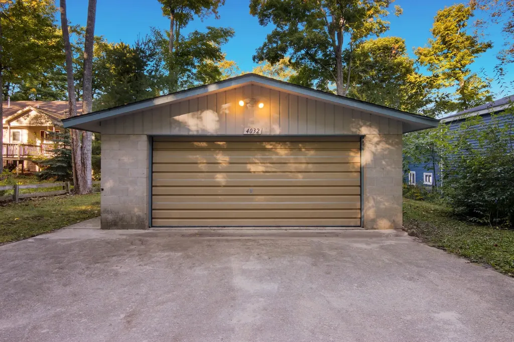 4032 Water View Drive Green Lake Township MI 49637