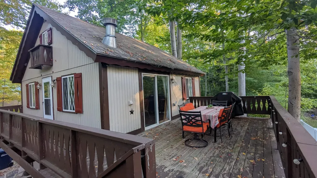2552 E Birch Court Centerville Township MI 49621