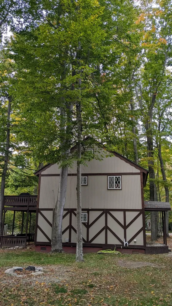 2552 E Birch Court Centerville Township MI 49621