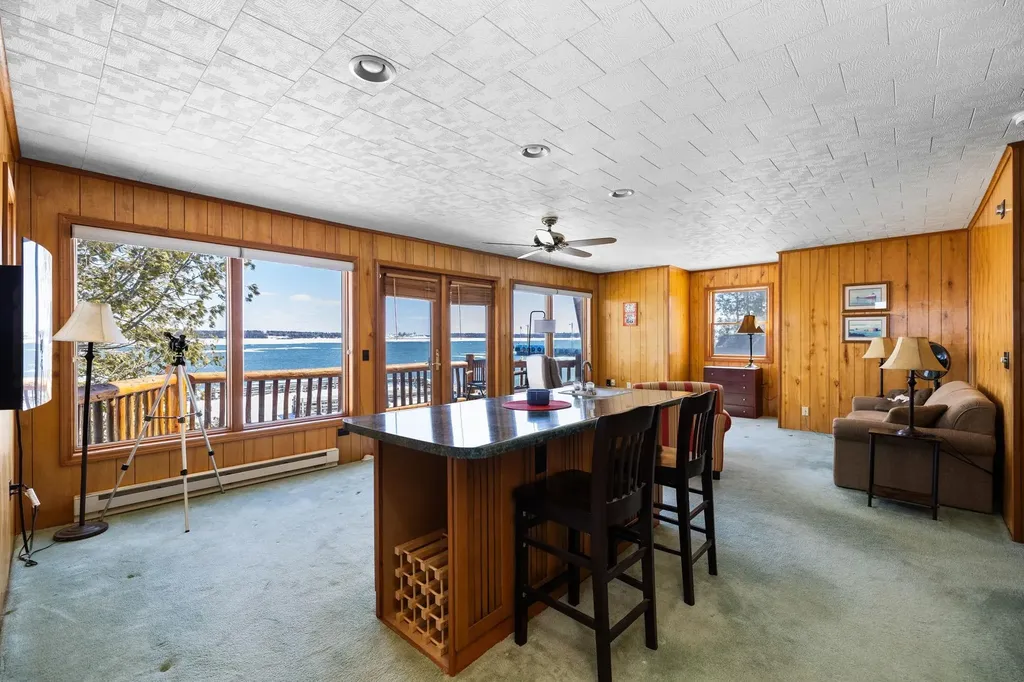 148 N Huron Detour Township MI 49725