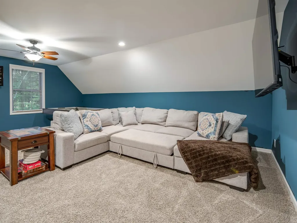 1942 Hoosier Valley Road Blair Township MI 49685