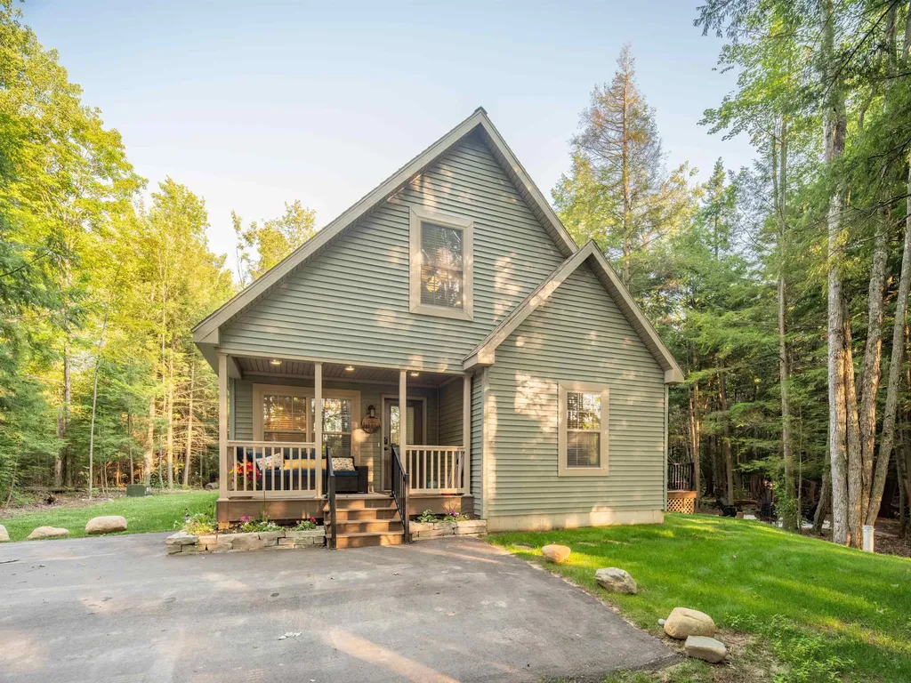 1942 Hoosier Valley Road Blair Township MI 49685