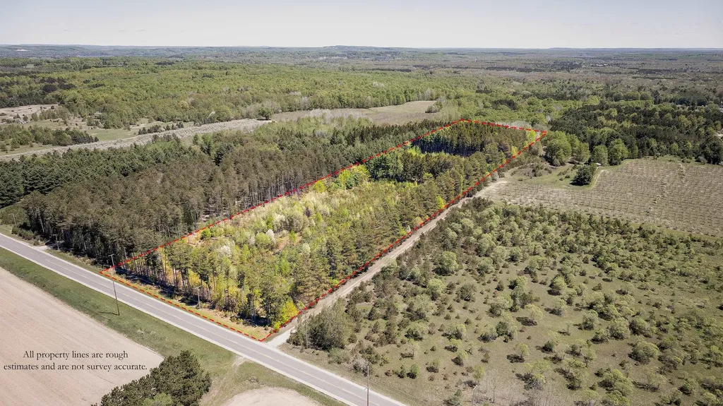 3219 Nugent Road Blaine Township MI 49635