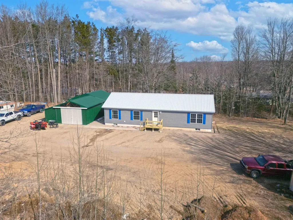 10920 Cassidy Drive Clam Lake Township MI 49601