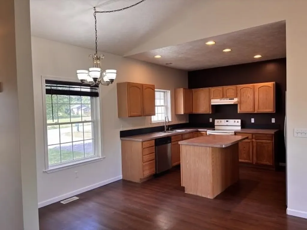 9305 Kingsfield Drive Mayfield Township MI 49649