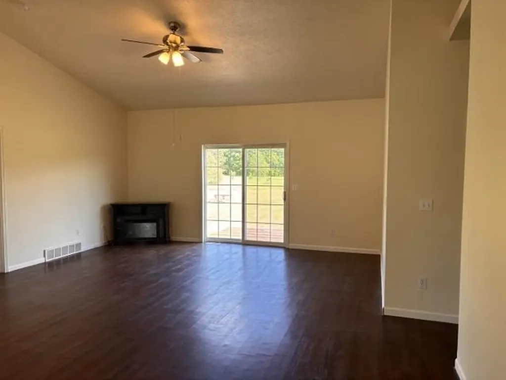 9305 Kingsfield Drive Mayfield Township MI 49649