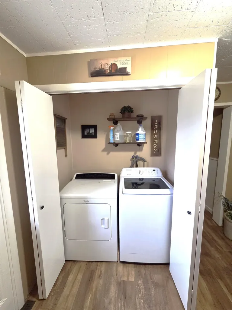 6740 S Eberhart Avenue Grant Township MI 48617
