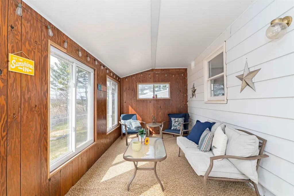 6740 S Eberhart Avenue Grant Township MI 48617