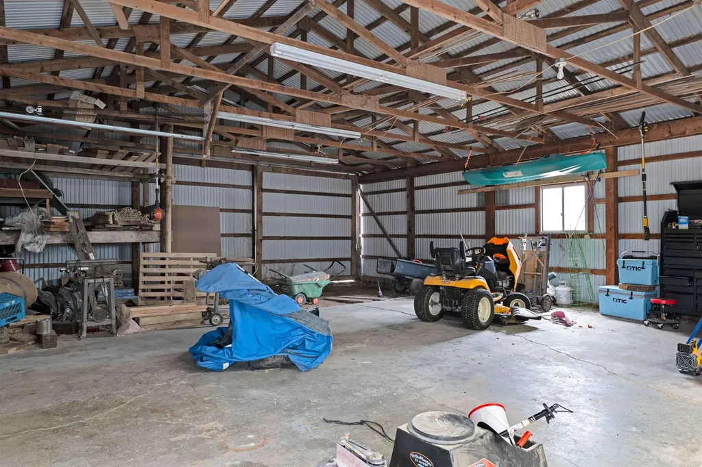 6740 S Eberhart Avenue Grant Township MI 48617