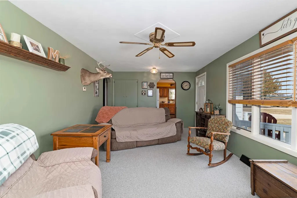6740 S Eberhart Avenue Grant Township MI 48617