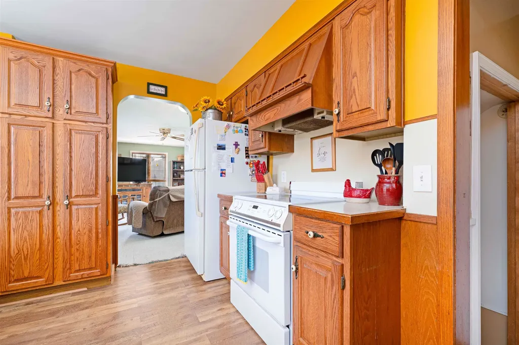 6740 S Eberhart Avenue Grant Township MI 48617