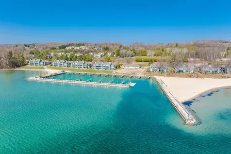 760 Waypoint Circle Suttons Bay Township MI 49682