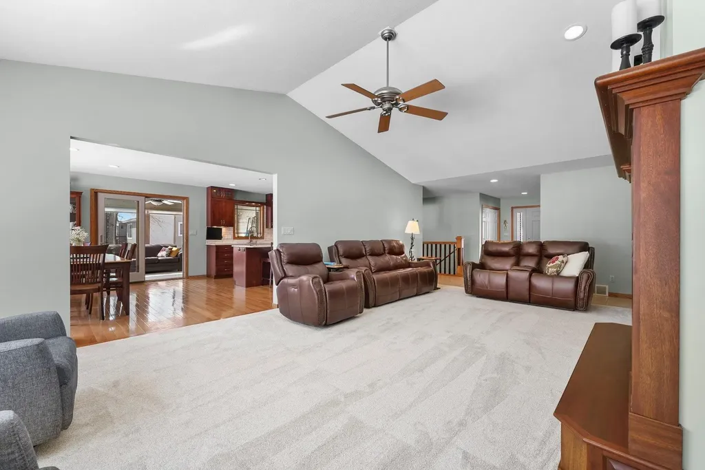 1546 Nightingale Lane Paradise Township MI 49649