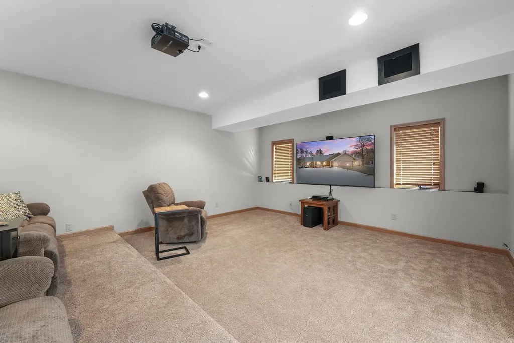 1546 Nightingale Lane Paradise Township MI 49649