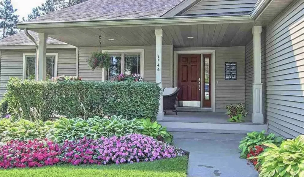1546 Nightingale Lane Paradise Township MI 49649