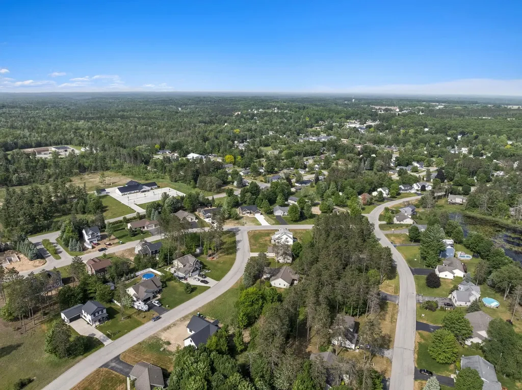 1546 Nightingale Lane Paradise Township MI 49649