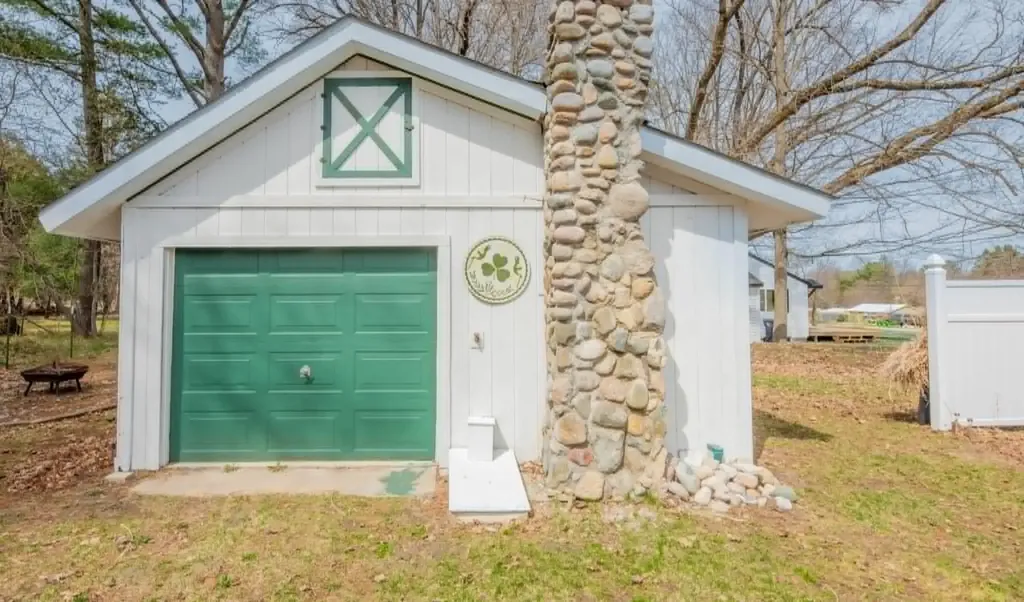 903 N Bridge Street Forest Home Township MI 49615