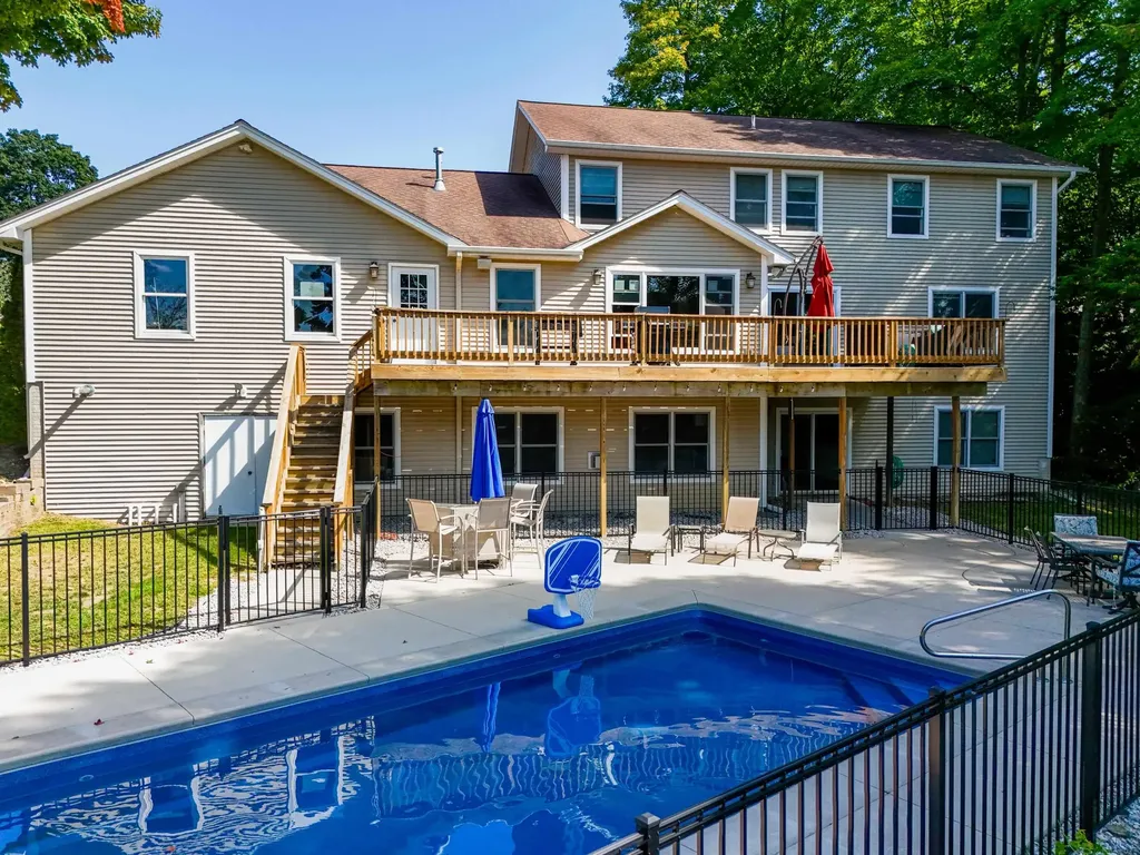 5223 Liberty Drive Garfield Charter Township MI 49685