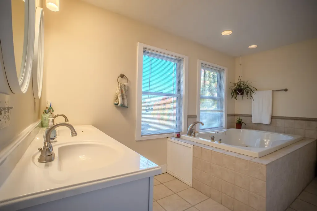 5223 Liberty Drive Garfield Charter Township MI 49685
