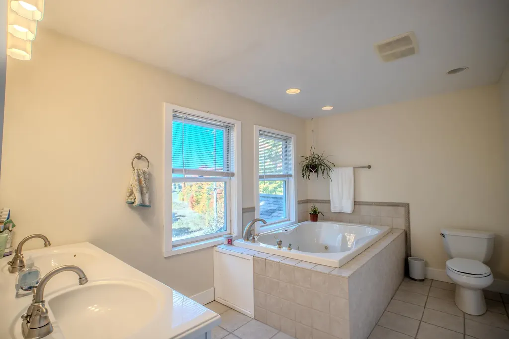 5223 Liberty Drive Garfield Charter Township MI 49685