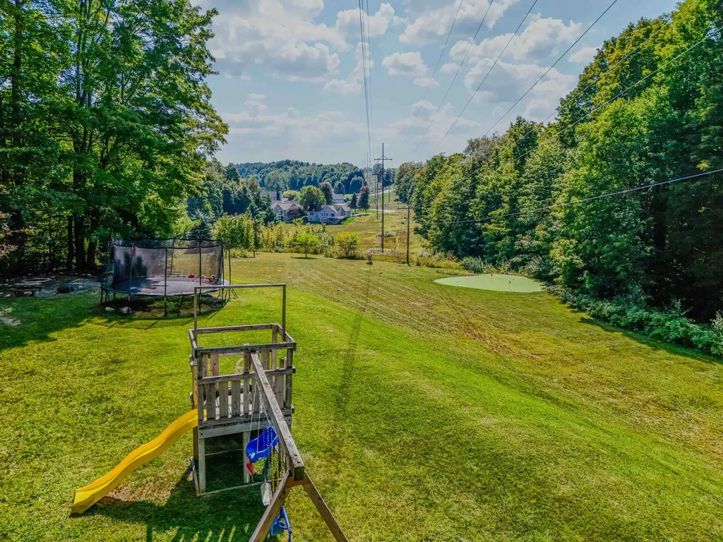 5223 Liberty Drive Garfield Charter Township MI 49685