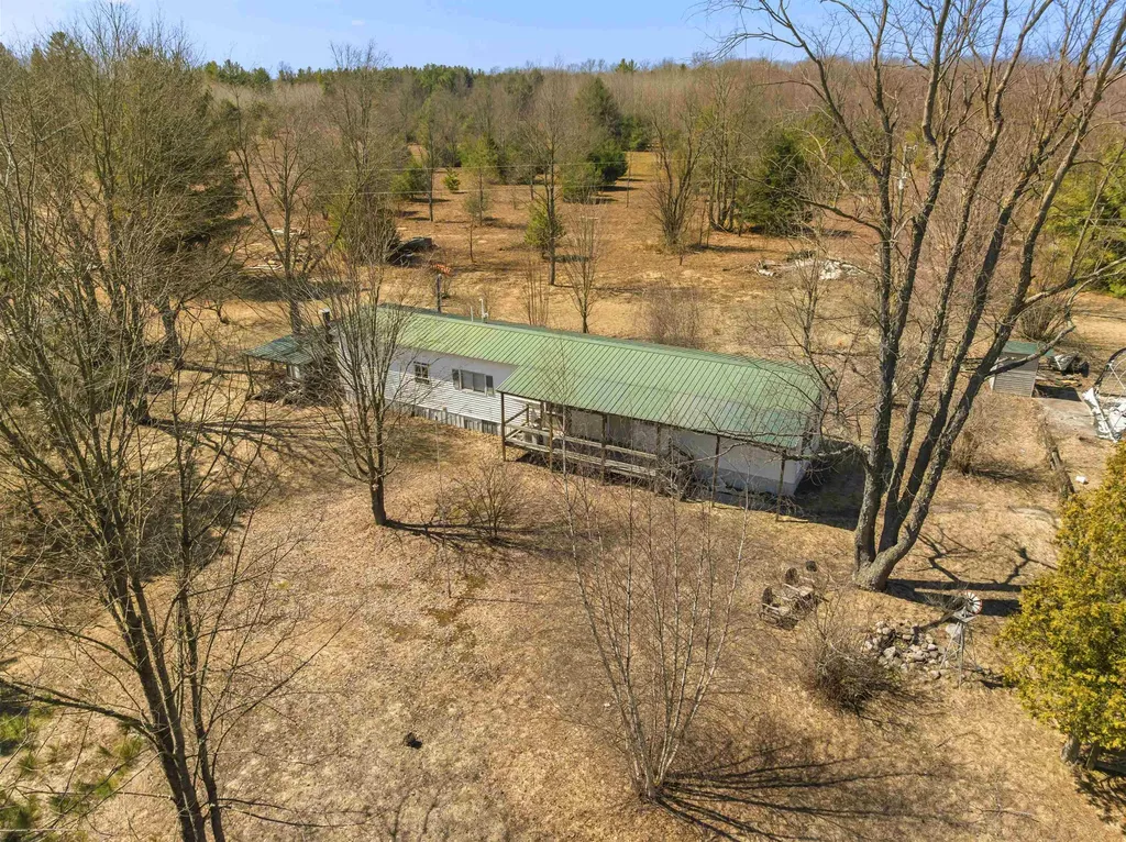 17403 Springdale Springdale Township MI 49683
