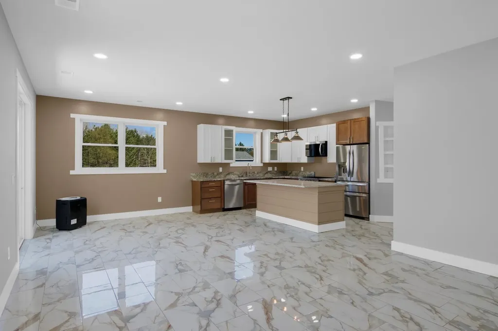 6533 Jeffrey Place Green Lake Township MI 49637