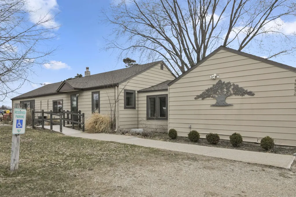18554 Northland Drive Green Charter Township MI 49307