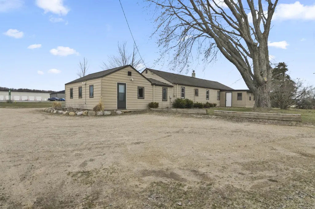 18554 Northland Drive Green Charter Township MI 49307
