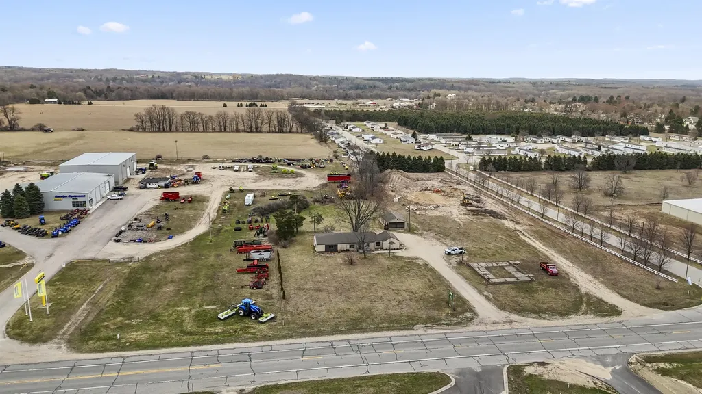 18554 Northland Drive Green Charter Township MI 49307