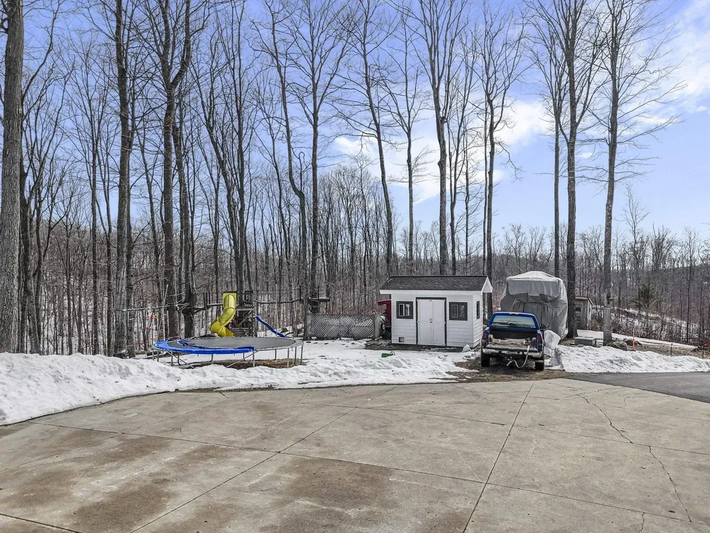 4077 E Yule Tree Lane Centerville Township MI 49653