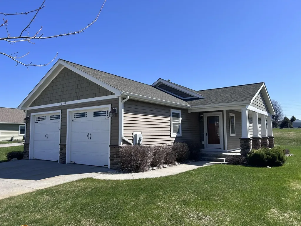 2096 Chrystal Ridge Drive East Bay Township MI 49686