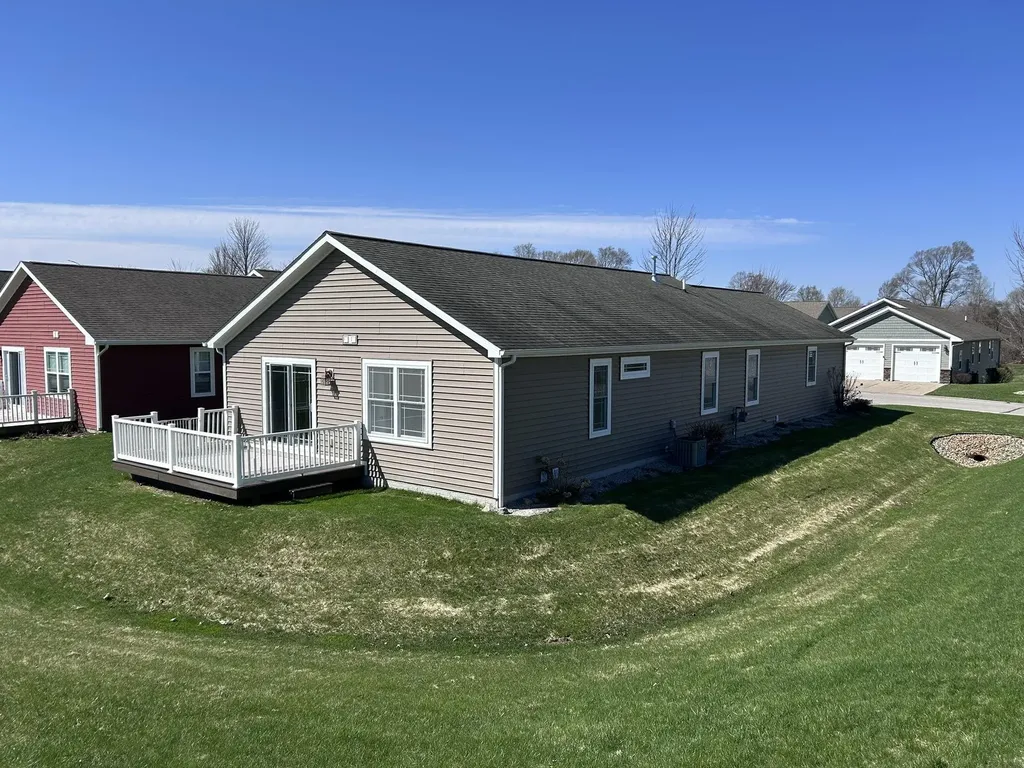 2096 Chrystal Ridge Drive East Bay Township MI 49686