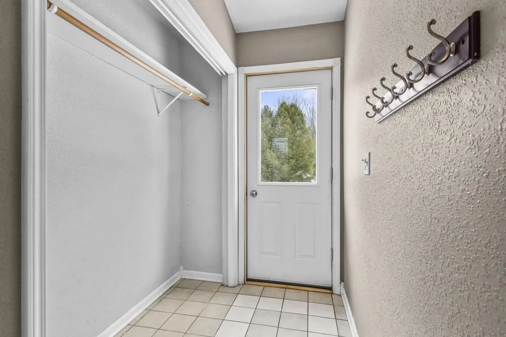 834 Shamrock Lane East Bay Township MI 49696