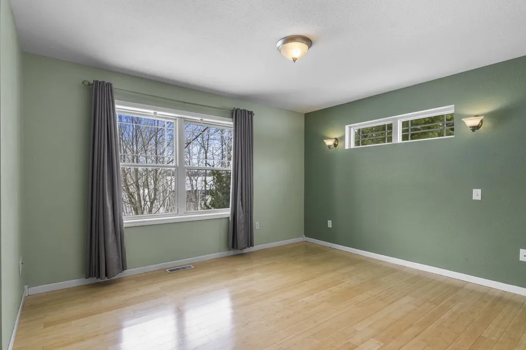 834 Shamrock Lane East Bay Township MI 49696