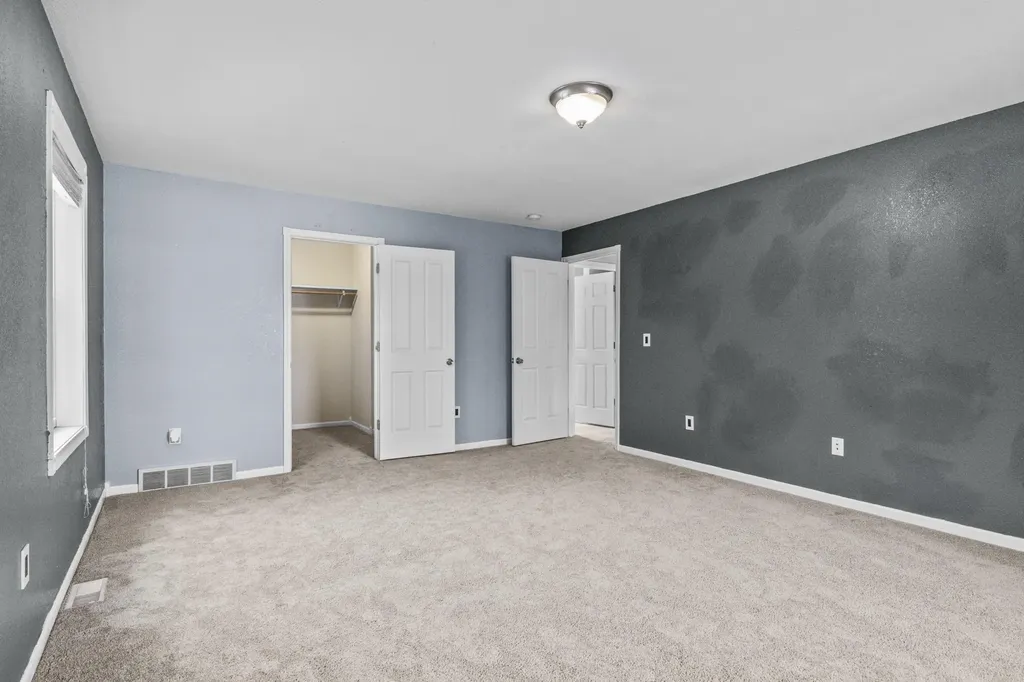 834 Shamrock Lane East Bay Township MI 49696