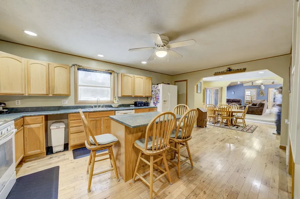 4793 E Duck Lake Road Green Lake Township MI 49637