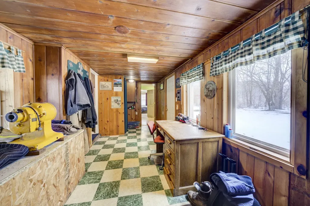 4793 E Duck Lake Road Green Lake Township MI 49637