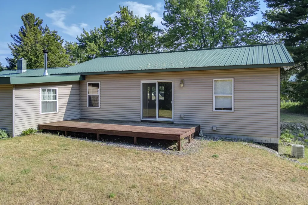 4793 E Duck Lake Road Green Lake Township MI 49637