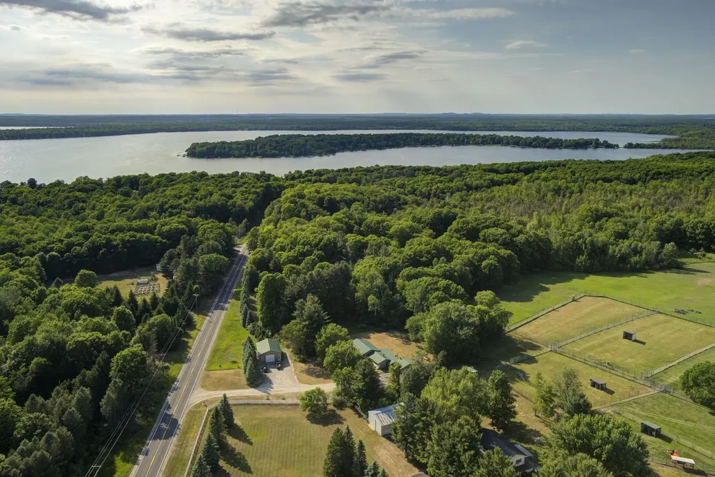 4793 E Duck Lake Road Green Lake Township MI 49637