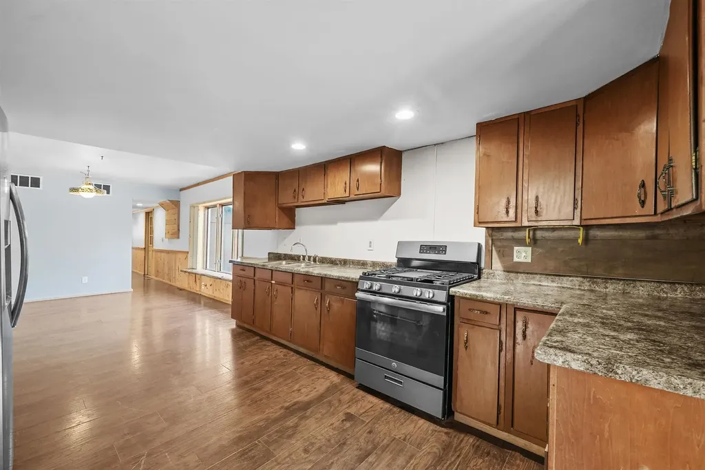 21187 Parkview Road Burdell Township MI 49688