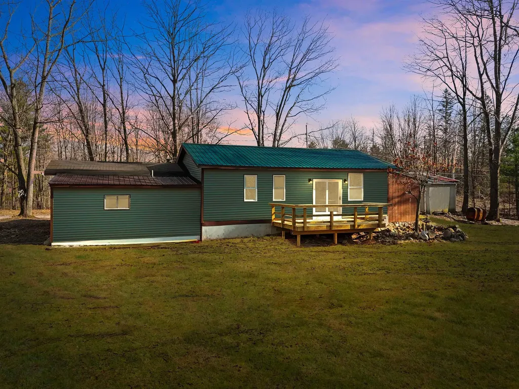 21187 Parkview Road Burdell Township MI 49688