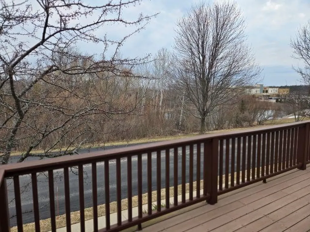 3801 Creekside Drive Garfield Charter Township MI 49684
