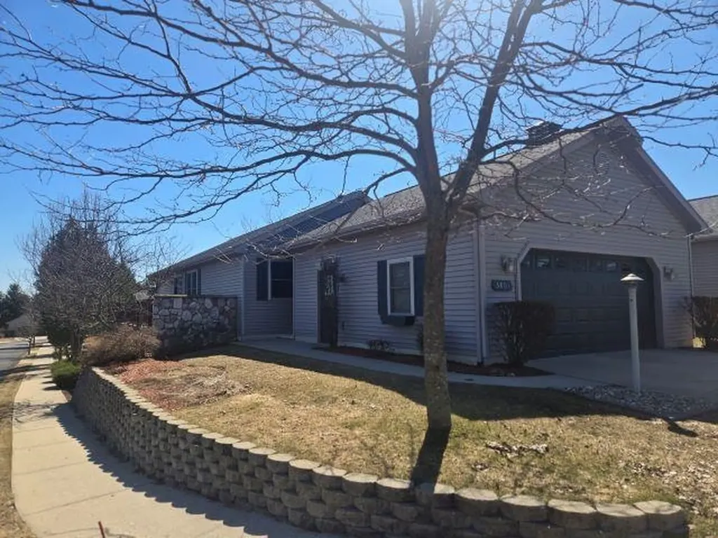 3801 Creekside Drive Garfield Charter Township MI 49684